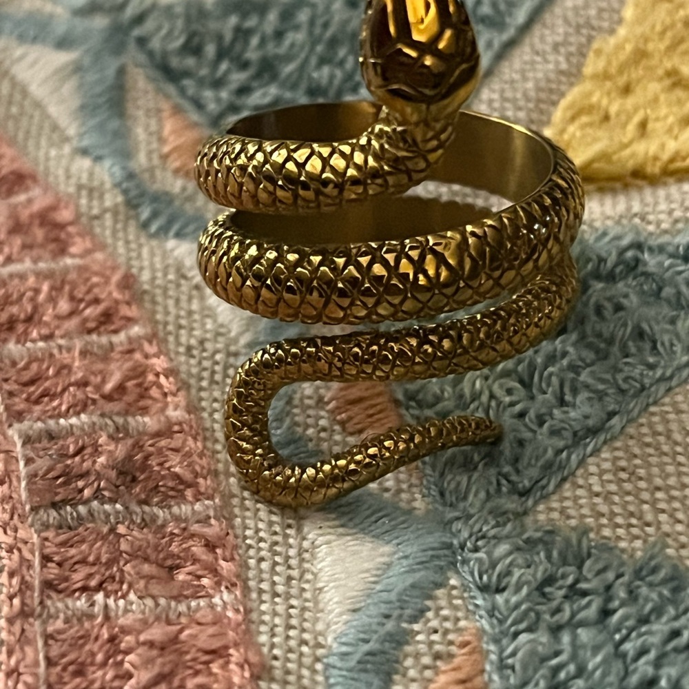 GOLD SERPENT SNAKE RING 🐍 ADJUSTABLE - Picture 4 of 4
